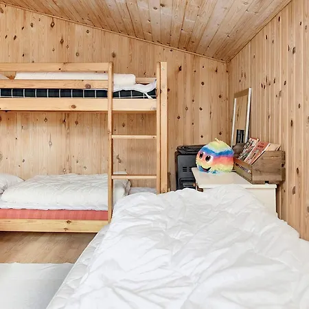 5 Person In Geraa Aså